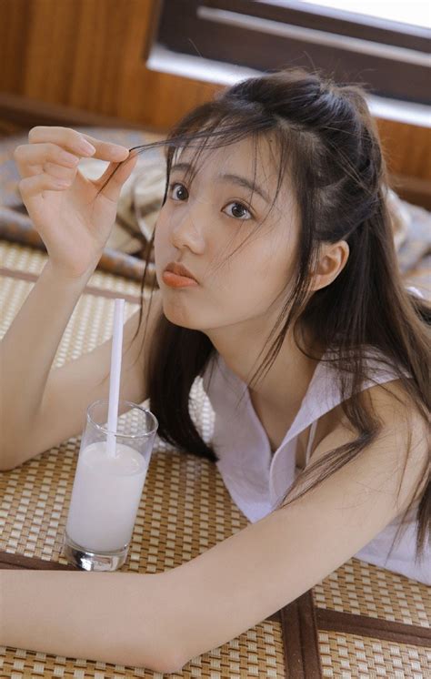 举重世锦赛：乌兹别克斯坦选手称霸男子110公斤级